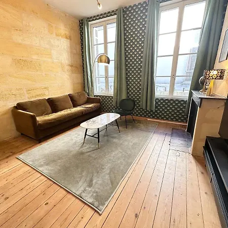 1- Hypercentre,free Parking, Clim, Wifi, Netflix Apartment